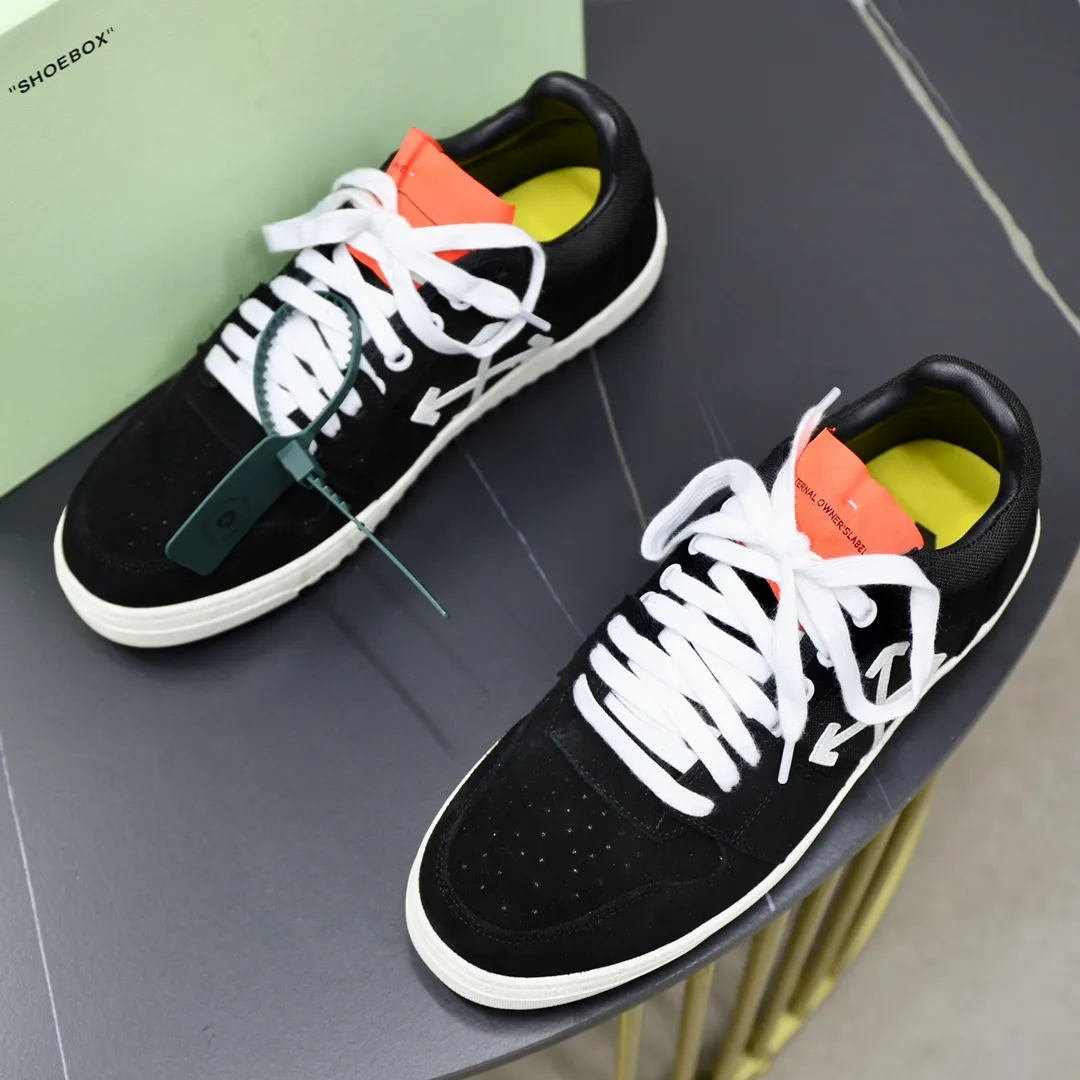Men's shoes: 462💰💶【off-white】👫 Original one-to-one replica, high-end quality🥳The latest model has not been listed on the official website yet, the top version. Fabric: Imported original leather splicing Lining: Imported breathable mesh Outsole: Original rubber soft, light and wear-resistant Outsole Male 38-44 (customized for 45 and 46)